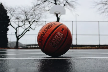 discover the key factors that influence success in basketball betting, including team analysis, odds evaluation, and betting strategies to maximize your wins.