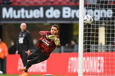 avranches stuns brest with a remarkable victory in the french cup, showcasing determination and skill in an unforgettable match.