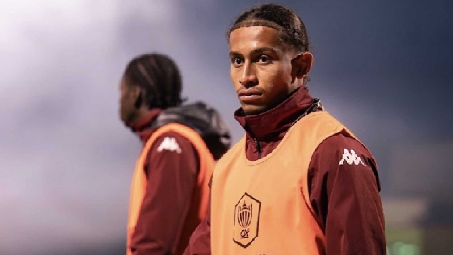 strasbourg finally breaks their winless streak with a thrilling victory over metz, showcasing their determination and skill on the field.