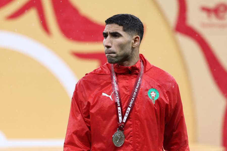 hakimi expresses gratitude to his fans for their unwavering support and encouragement.