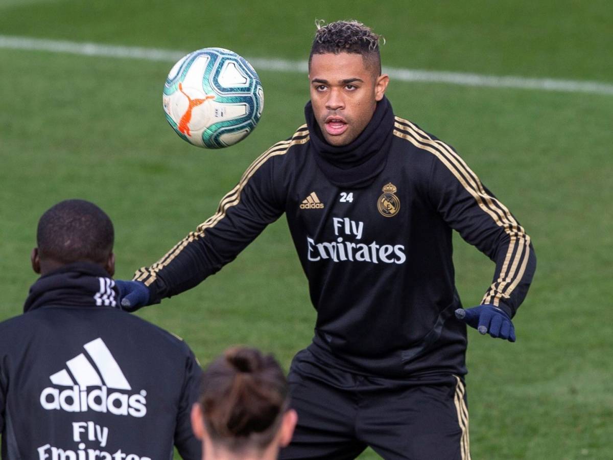 mariano diaz faces criticism and mockery for his poor fitness levels impacting his performance.